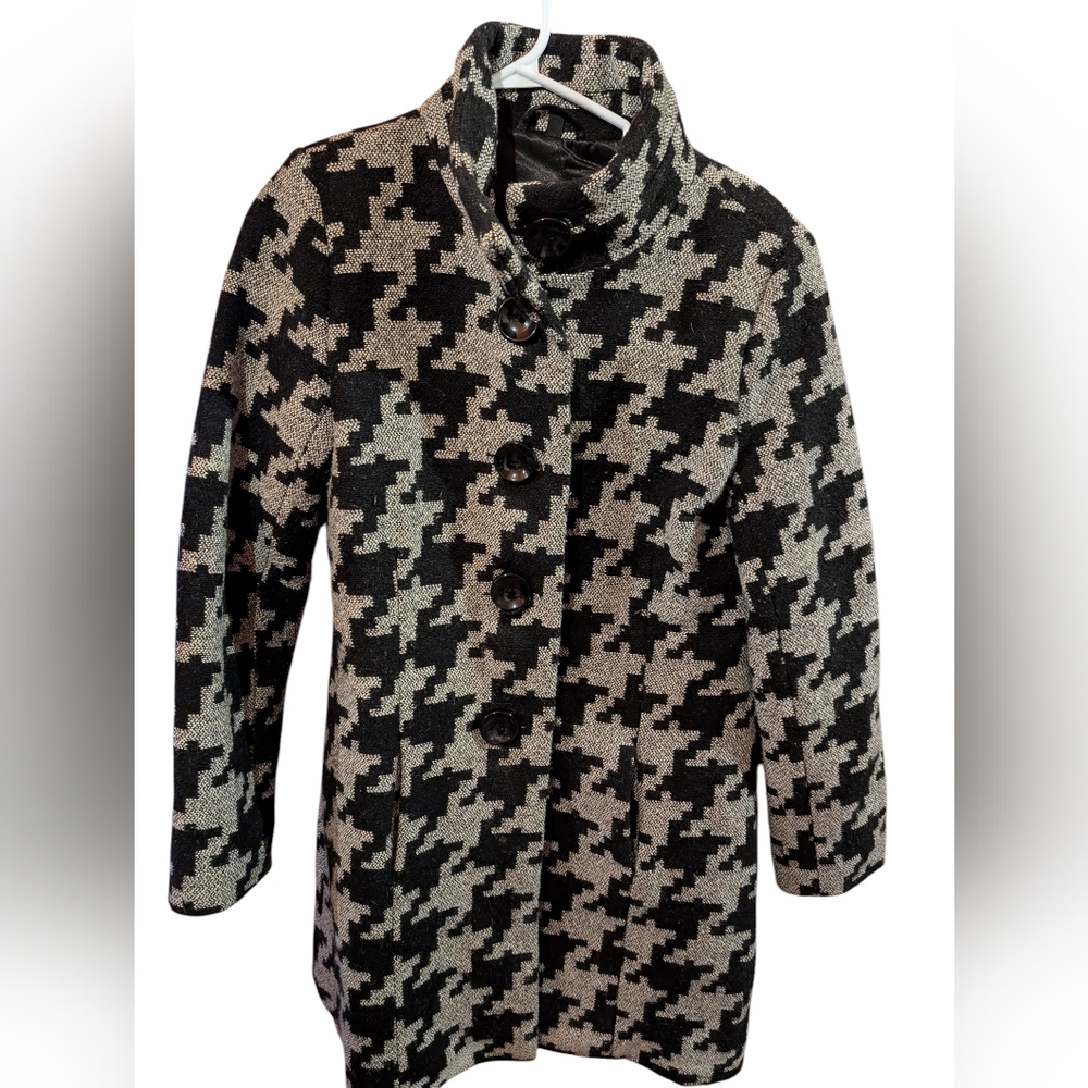 Stylish Black and White Houndstooth Women's jacket